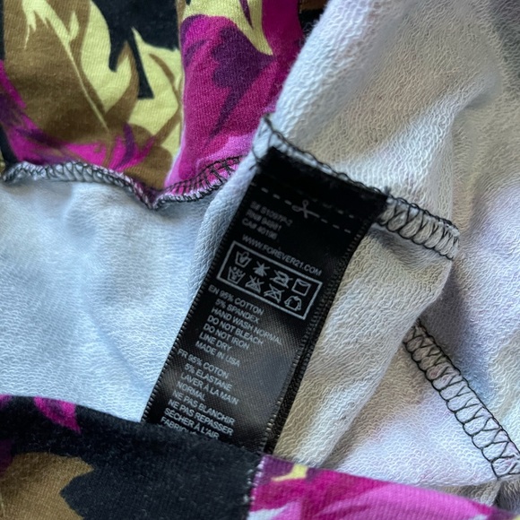 Fuchia Floral Mini Skirt - Picture 4 of 6